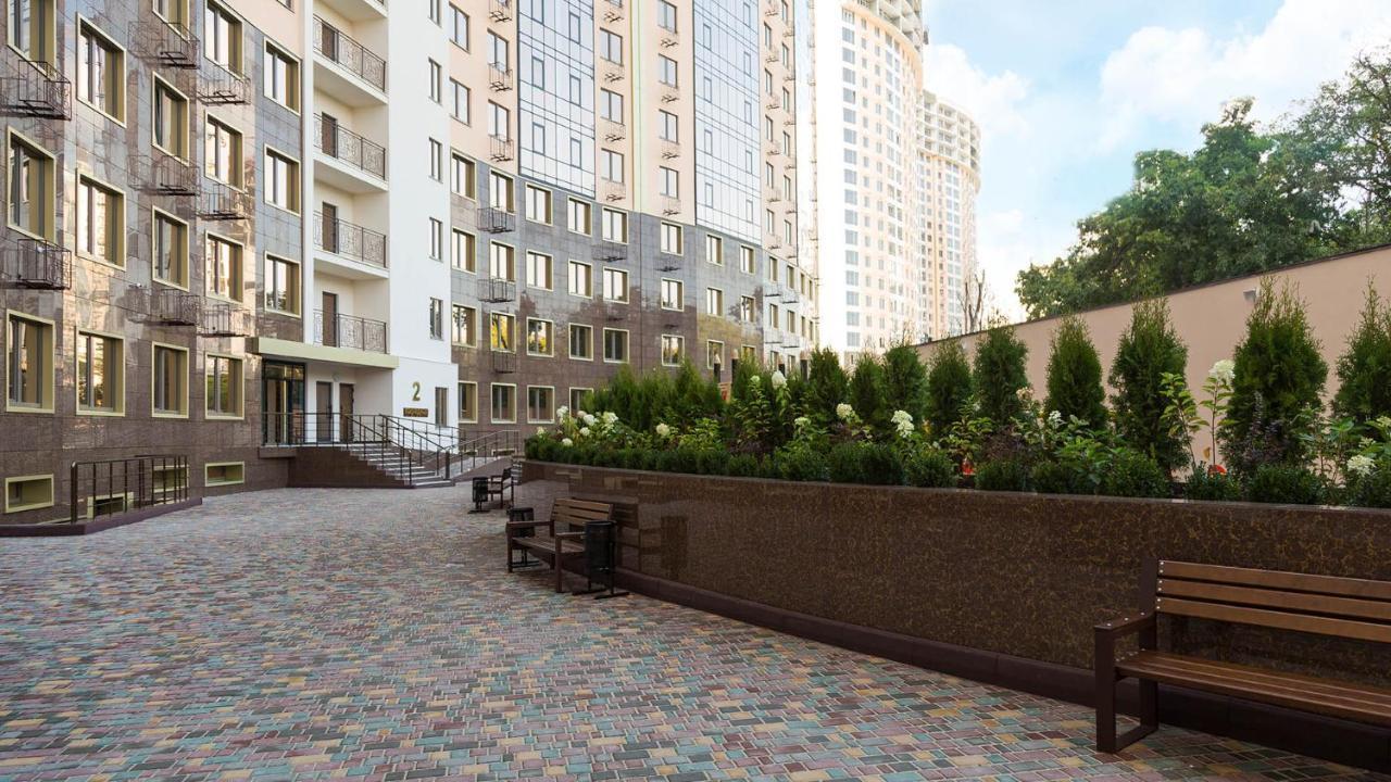 Большая Двухкомнатная Квартира В Центре Аркадии! Odessa Exterior foto